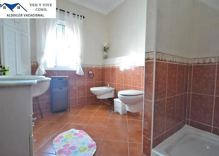 Con Piscina Privada En Conil