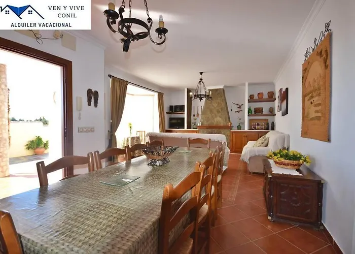 Con Piscina Privada En Conil *