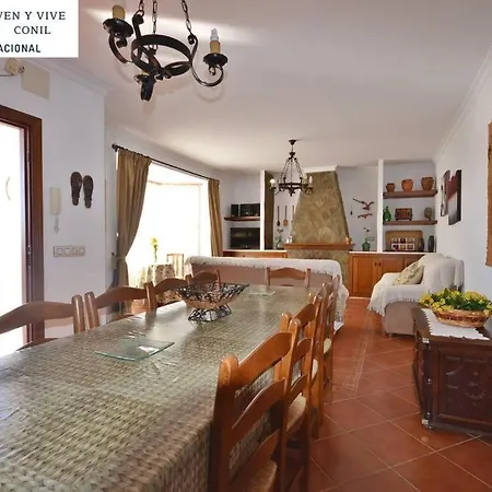 Con Piscina Privada En Conil *