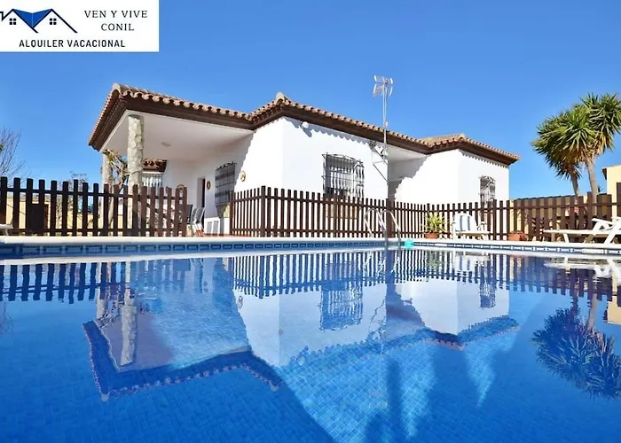 Con Piscina Privada En Conil *